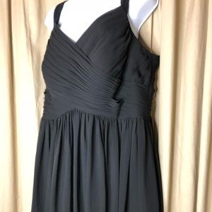 Plus size black dress